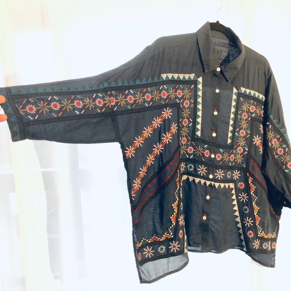 JOHNNY WAS blue embroidered blouse